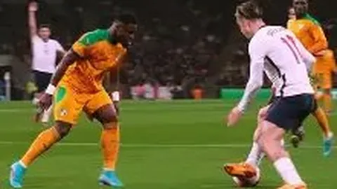 《遗憾未临战！埃斯特旺深情流露，对欧冠缺席表示惋惜》